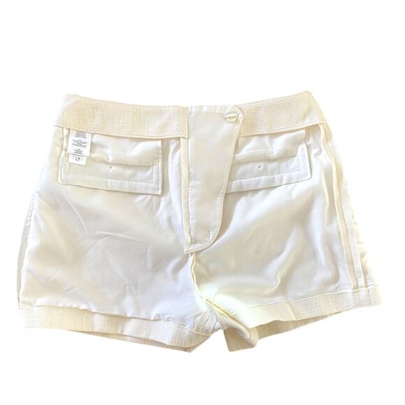 Veronica Beard Gershwin Tailored Shorts Sz 10 Ivory Tweed Navy Trim Buttons - Picture 7 of 12